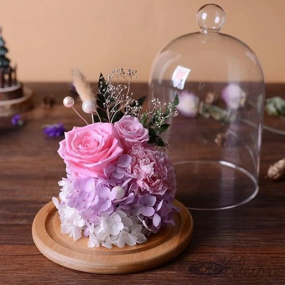 Cách cắm hoa hồng để bàn cưới trên đĩa